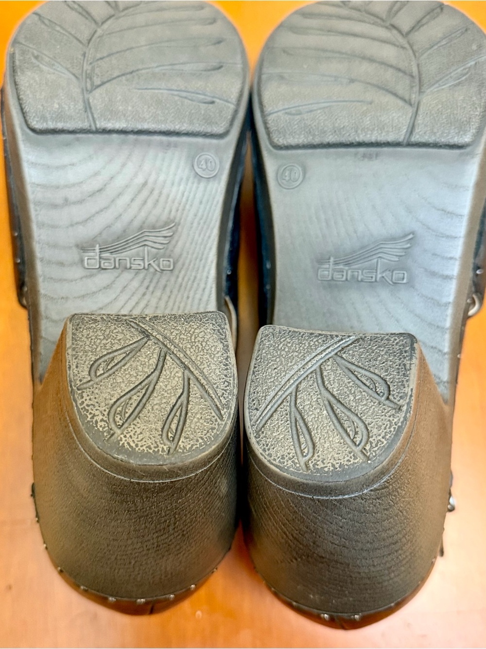 Dansko Sassy Stacked Heel Buckle Strap Clog sz 40 / 10 - Picture 8 of 8